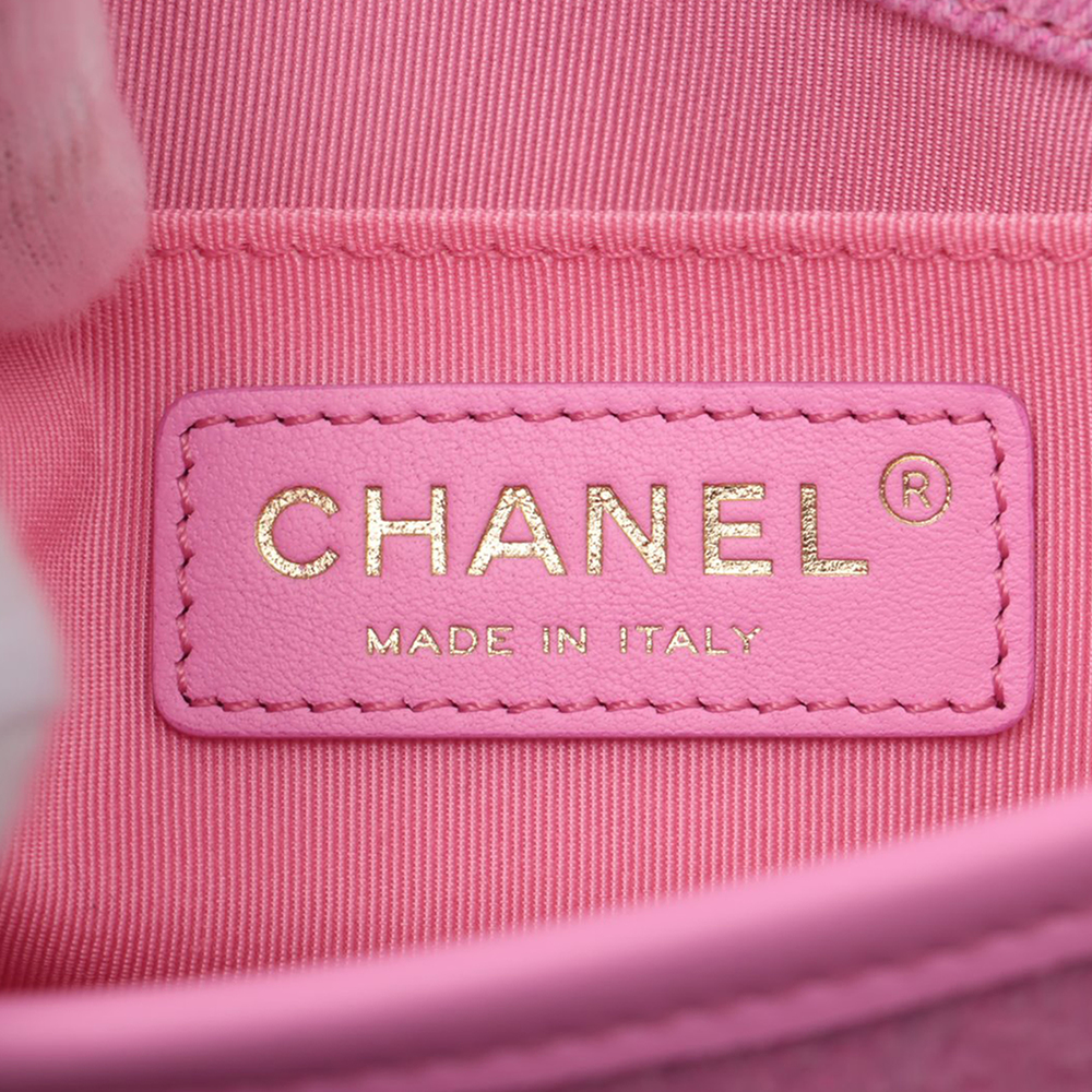 Pre-Loved Chanel Mini CC Quilted Denim Messenger Flap - Picture 6 of 10